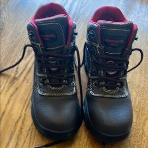 Sketchers composite toe ankle boot. Brown